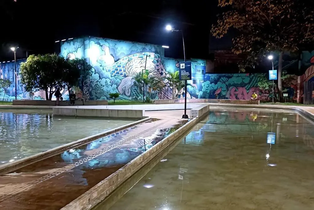 !Hermosa Casa En El Mejor Lugar De Medellin! Envigado 0*,  Colombia